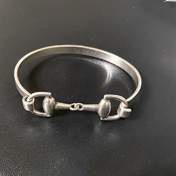 Sterling Silver Horse Bit Design Bangle Bracelet - Picture 14 of 14